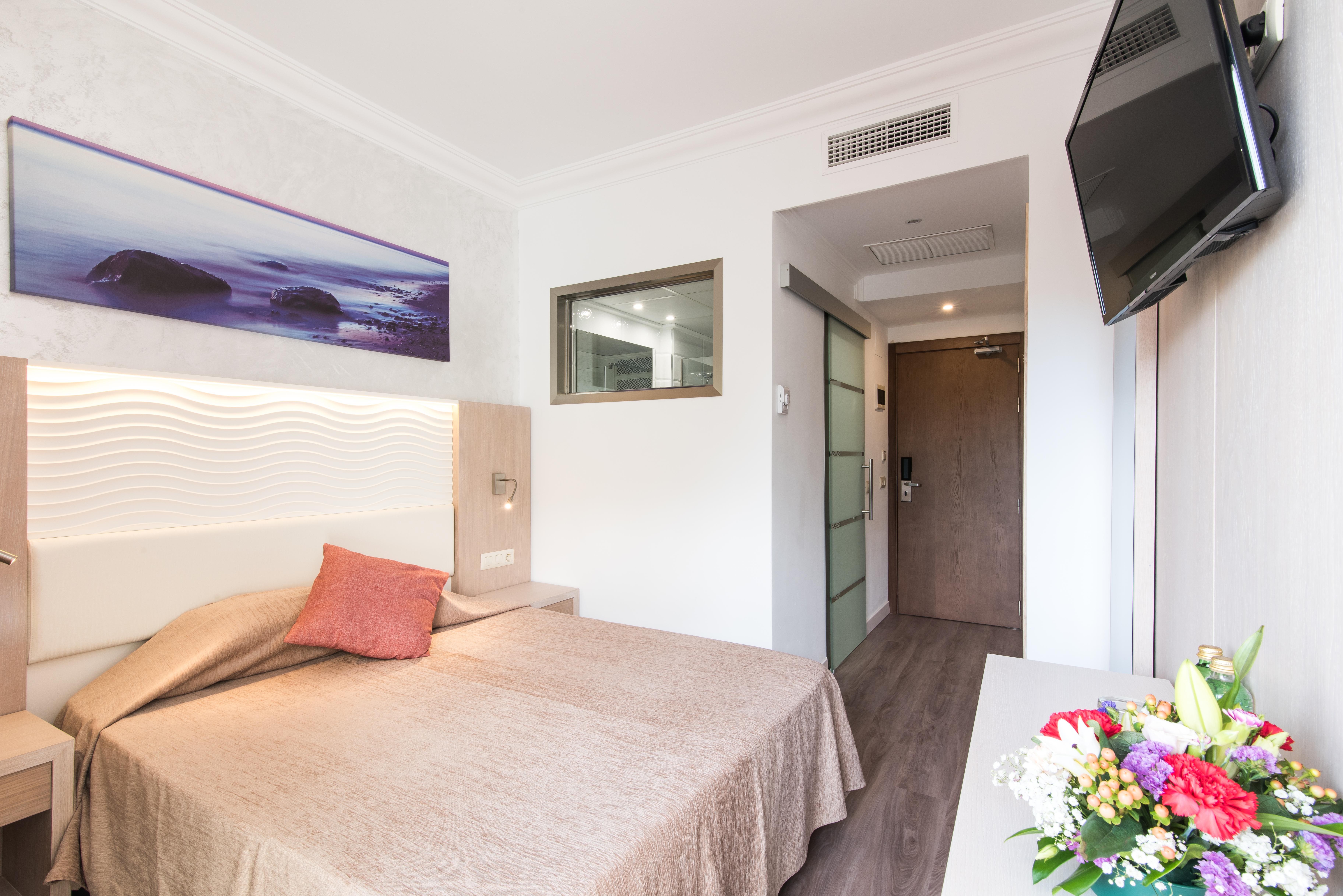 Hotel Baviera 칼라 라트자다 외부 사진